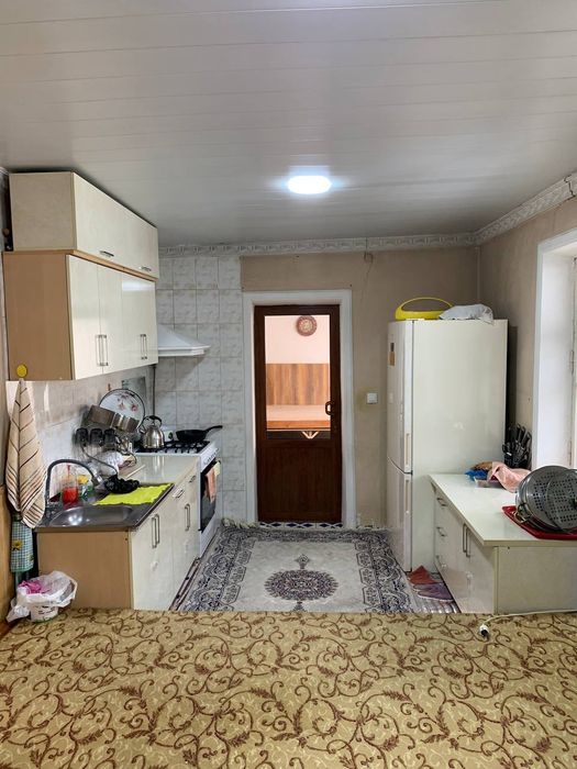 Уй сотилади.Срочна 4,5 сотих