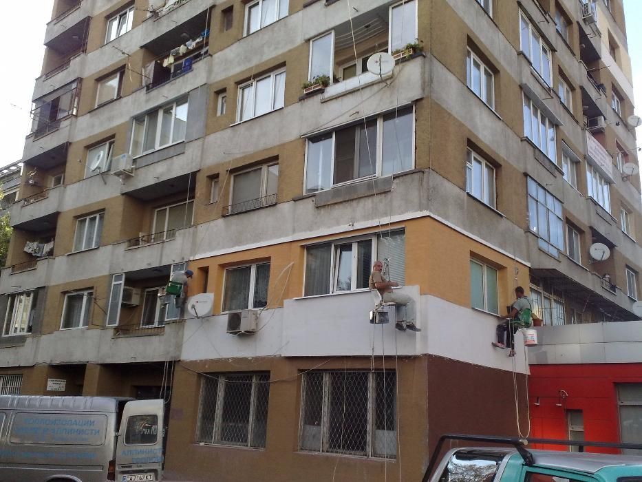 Външна топлоизолация и саниране от фирма с алпинисти в София град.