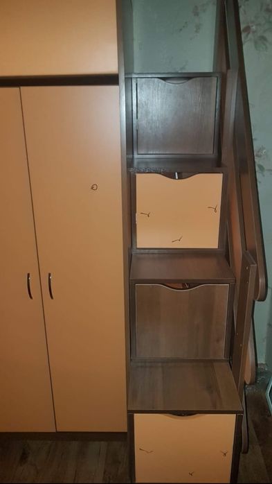 Продам кровать подростковую