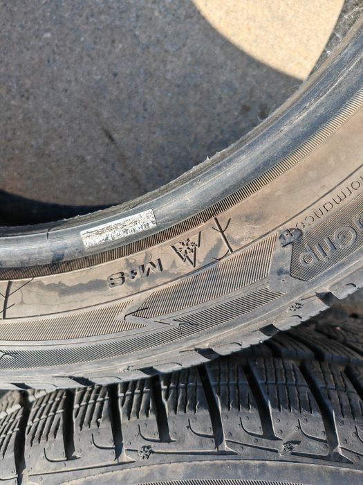 Anvelope Iarna Goodyear Ultra Grip