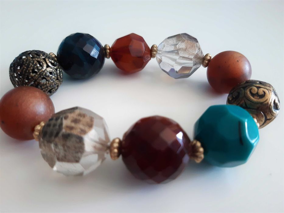 Елегантна Гривна