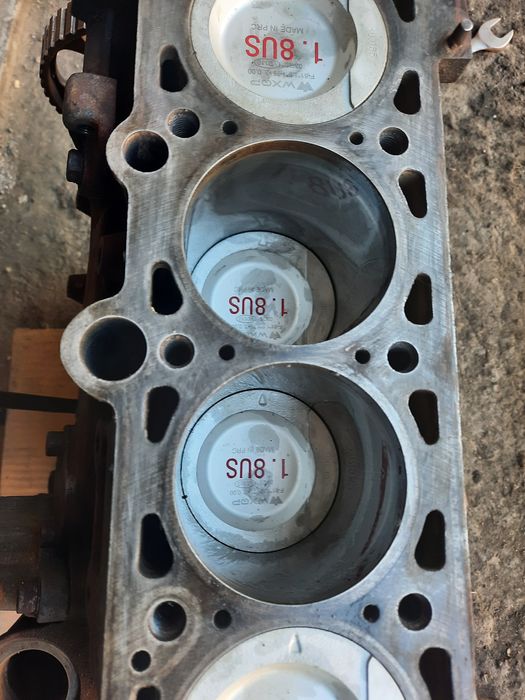 Двигатель пассат 1.8