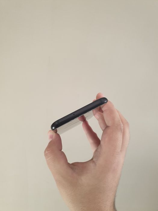 Xiaomi Mi8 128/6 Black