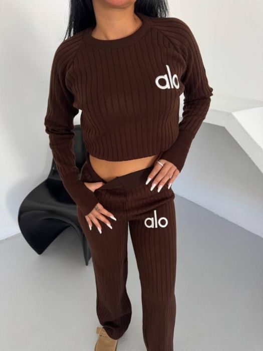 Compleu dama diferite modele