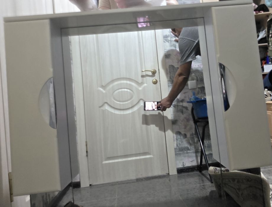 Шкаф навесной для ванной