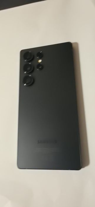 Samsung S 25 ultra sotiladi