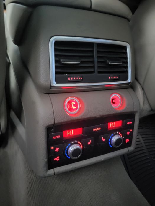 Vând urgent  audi Q7 automat Quatro