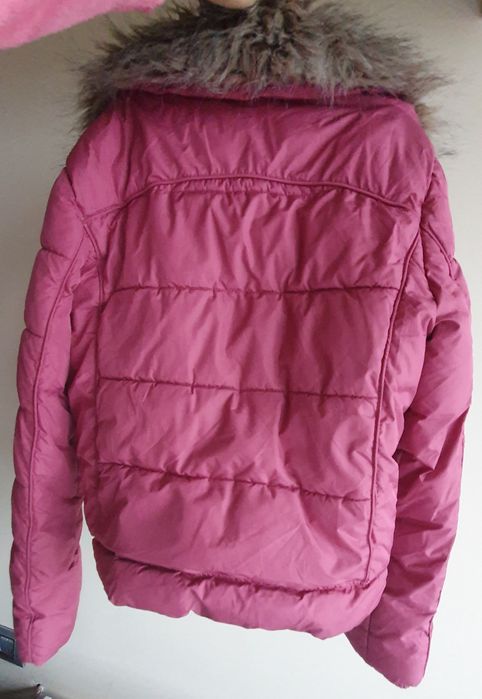 Geacă scurtă Cross , călduroasă de iarnă mărime S,  cu guler detașabil