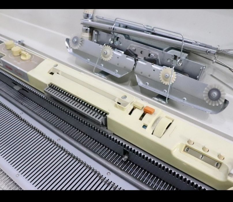 Вязальная машина Silver Reed SK 327