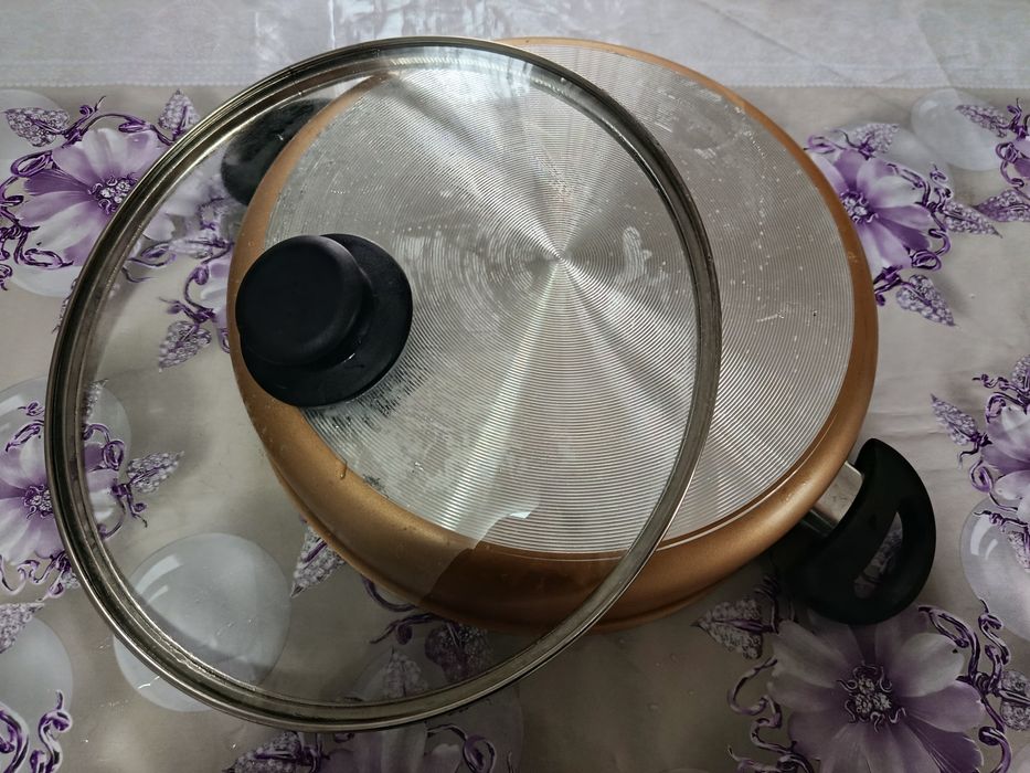 Сковорода новая, чистая