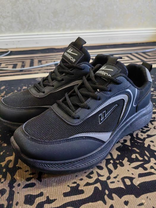 Кроссовки мужские