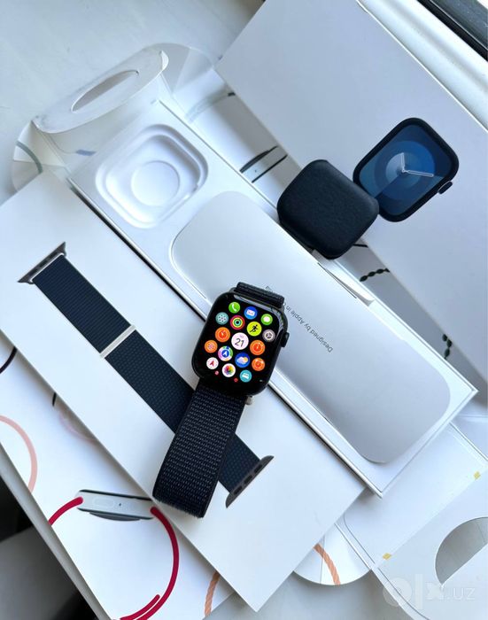 Apple iWatch 9 Midnight 45mm