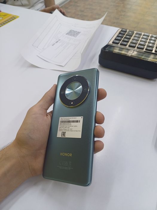 Honor x9b  8/256