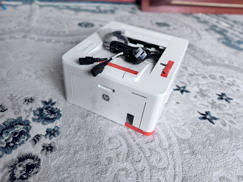 Принтер HP LaserJet Pro M203dw