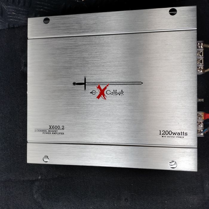 Vând pachet amplificator auto și subwofer