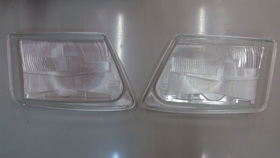 Стекло фары Вито 638