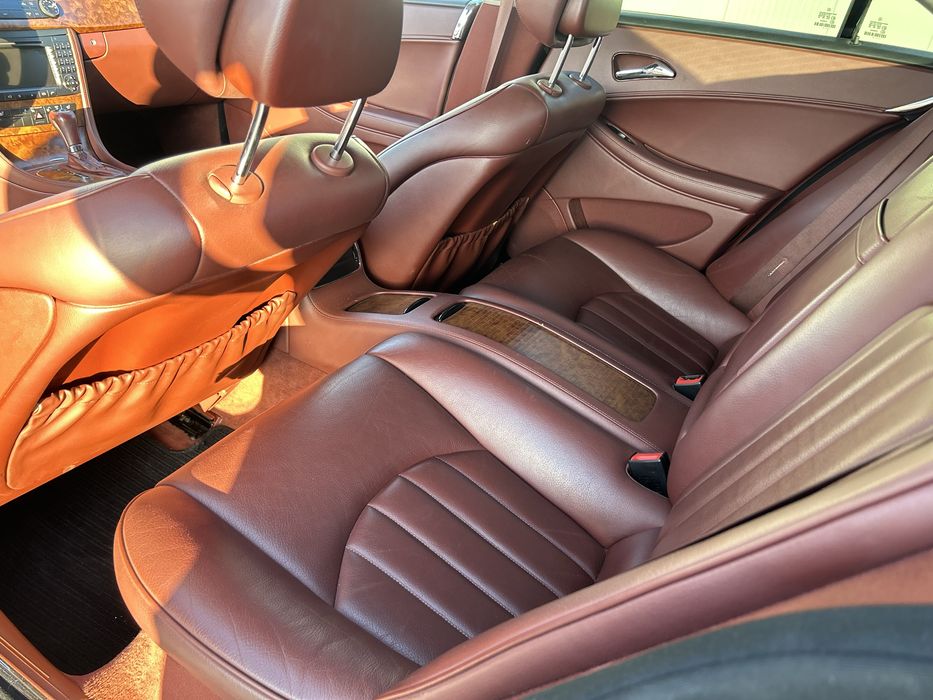 Mercedes Benz CLS 320