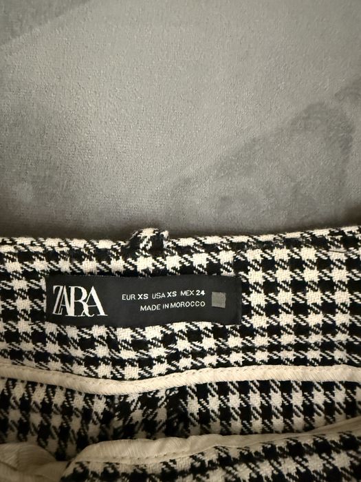 Къси панталони Zara