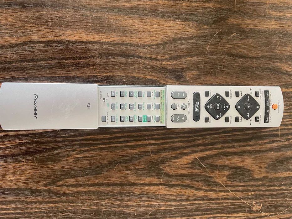 Продавам домашно кино Pioneer xv-dv323 dvd/cd AV receiver 5.1