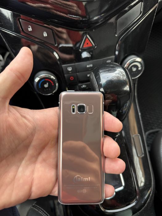 Mini telefon redkiy Model imey o’tgan