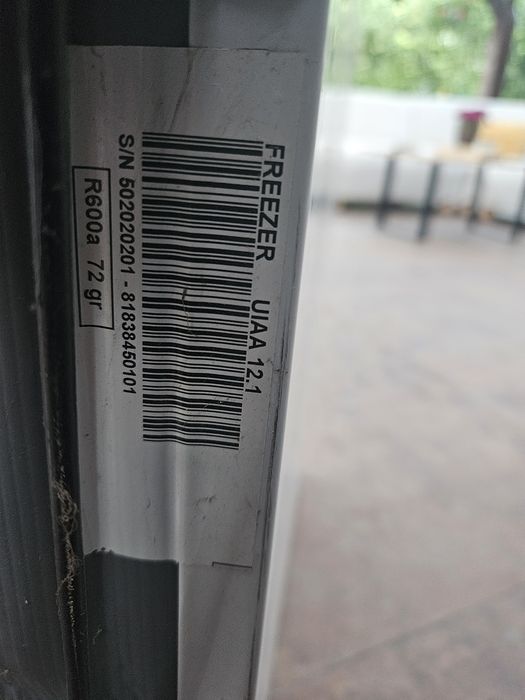 Congelator Indesit 220 l, 7 sertare