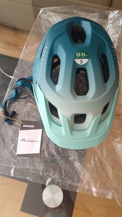 Нова каска за велосипед, размер S