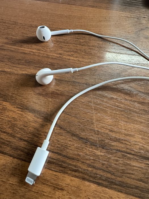 Наушники apple earpods lightning