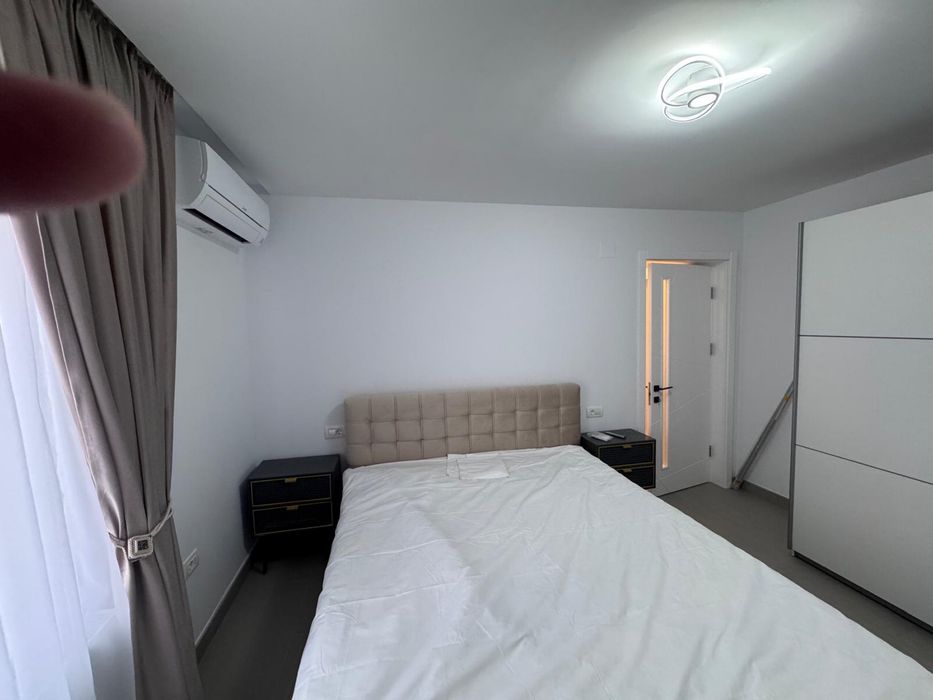Proprietar. Vand studio centru Pitesti