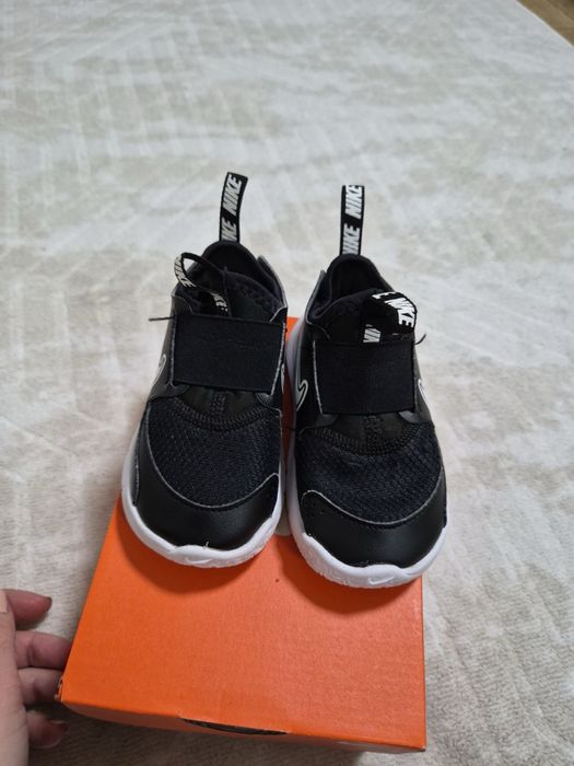 Обувки Nike flex runner 3 номер 22