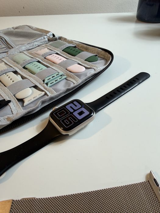 APPLE Watch SE (2nd Gen) V2, GPS + Cellular 40mm Starlight  Aluminium