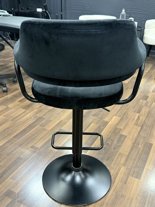 Стул визажиста, барный стул