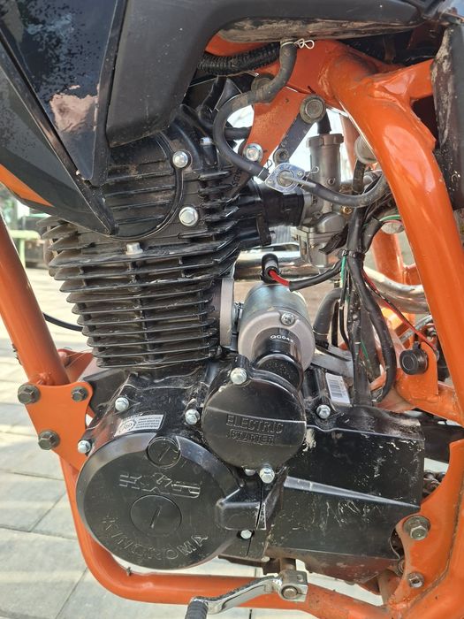Vand cross 150 cc 10 ore de functionare