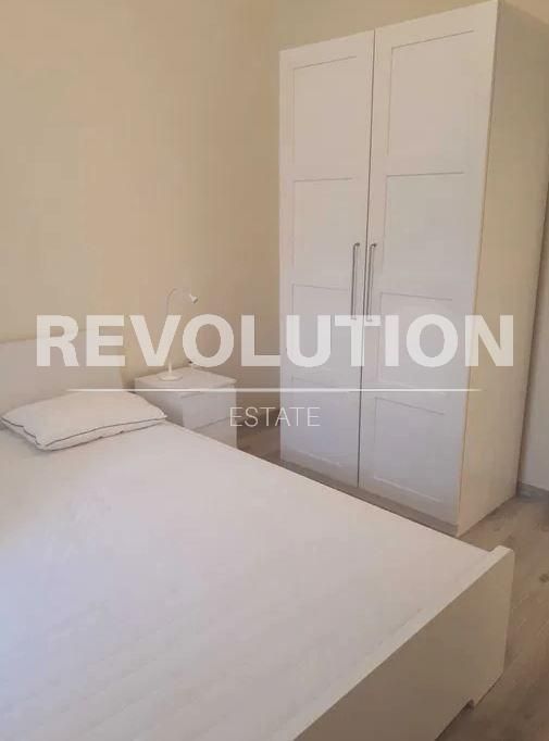 Дава се под наем Двустаен апартамент в Варна, Аспарухово - 80 кв.м за 600 € - Снимка #5