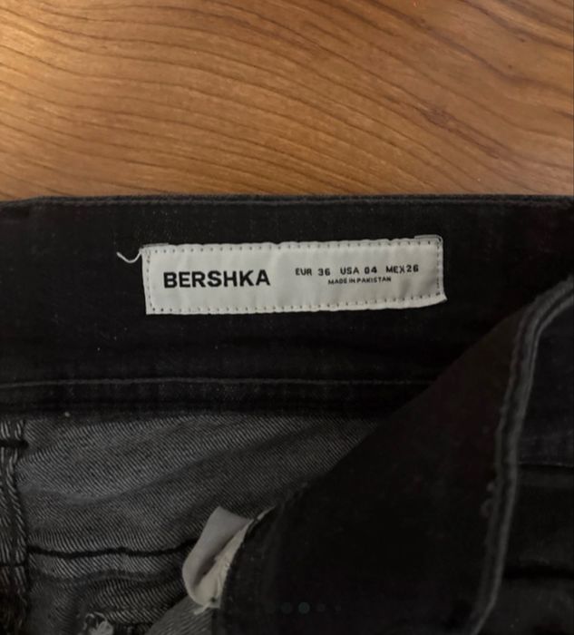 promotie doua perechi pantaloni 34-32 , baggy si evazati