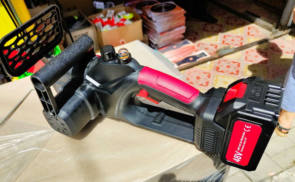 Drujba lama 12" acumulatori*2b 48V+ungere Campion Power,Livrare 25lei!