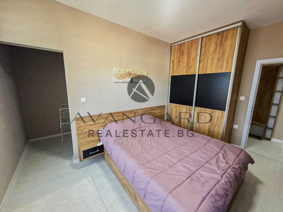Продава се Тристаен апартамент в Пловдив, Христо Смирненски - 77 кв.м за 848 €/кв.м - Снимка #2