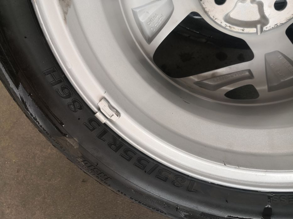 4x100 hyundai Хюндай 4х100 джанти с датчици 185 55 15 гуми dot 23 като нови