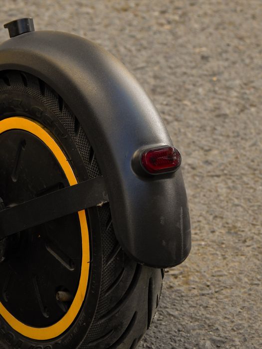 Продам электросамокат