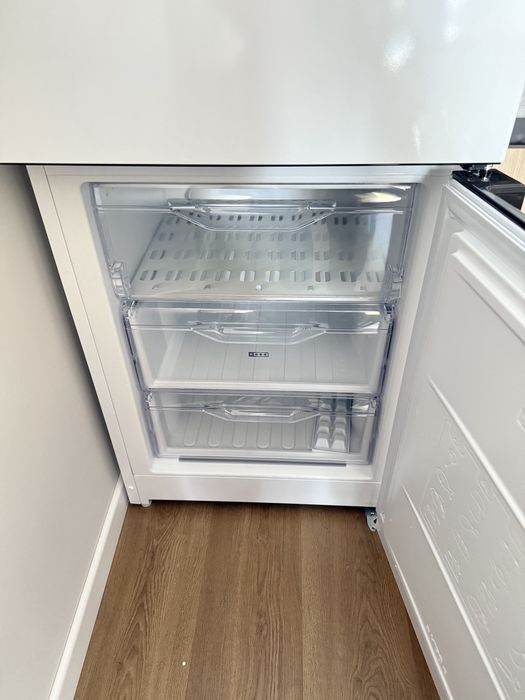 Indesit ds 4200...