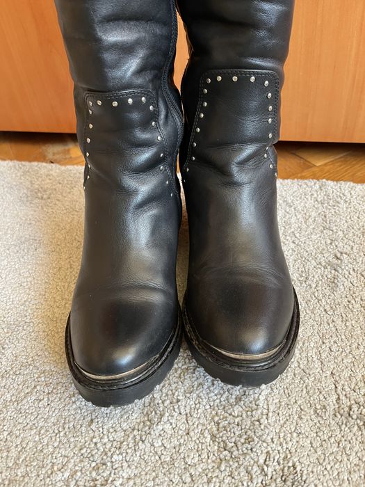 Боти и ботуши.