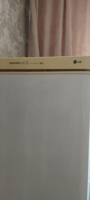 Холодильник LG бу 165см