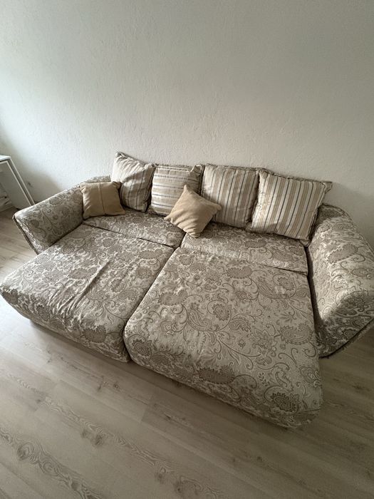 Диван для гостиной