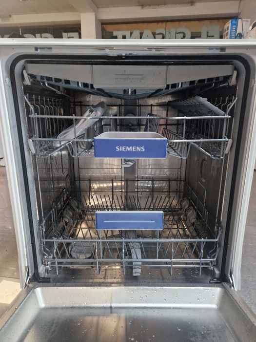 Съдомиялна Siemens Чисто нова 13 комплекта Wi Fi 1/2 програма