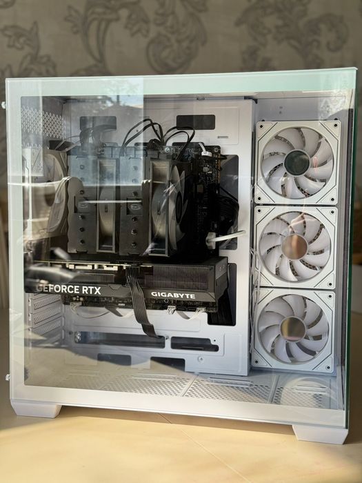 Мощная система RTX 4070 в полном сборе