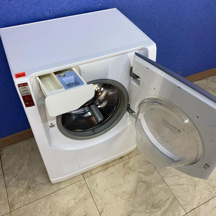Hotpoint-Ariston AQSF 105 стиральная машина
