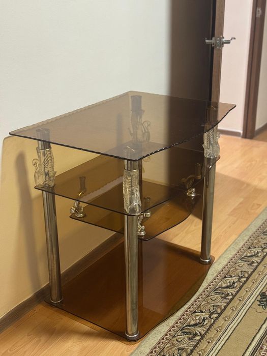 Столик для гостиной