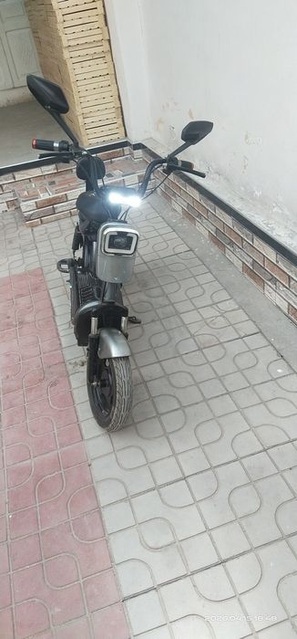 Elekto skuter sotiladi