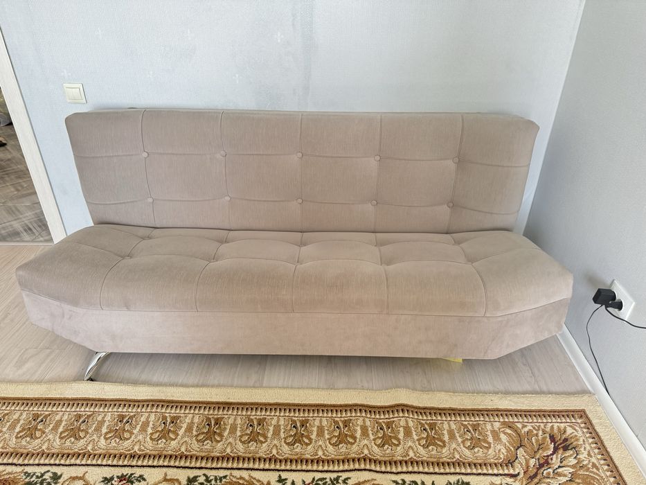продам диван б/у