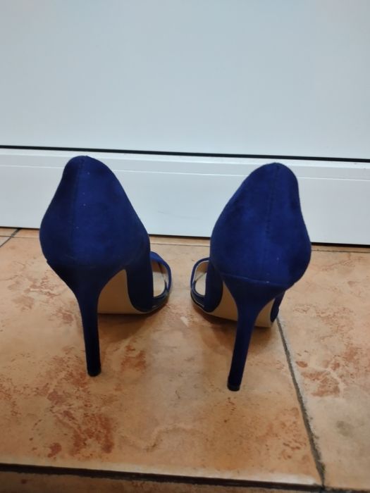 Pantofi stiletto 37