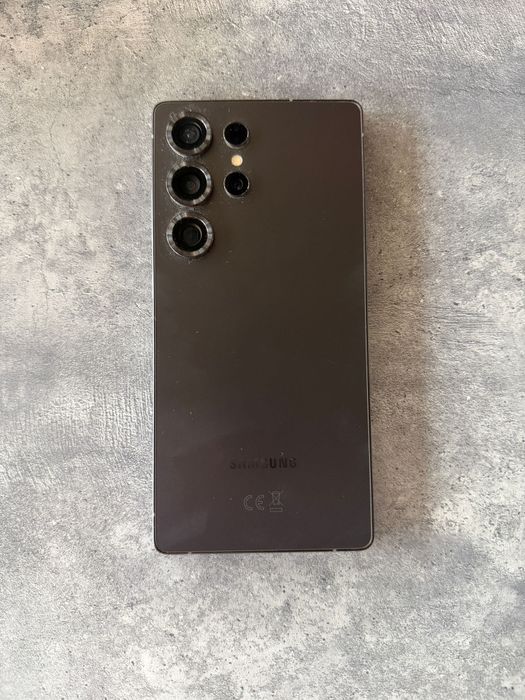 Vand Samsung S25 ultra